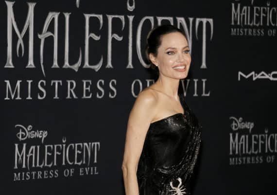 Angelina Jolie freut sich über Geldregen