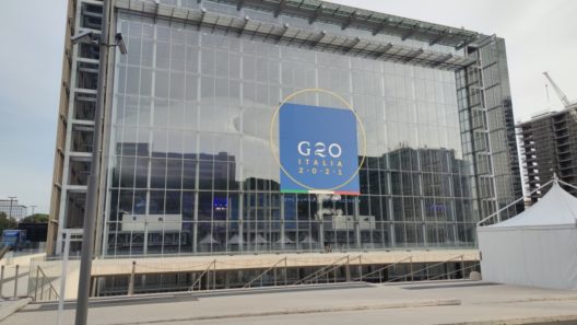 Merkel mit erstem G20-Tag zufrieden - Mindeststeuer beschlossen