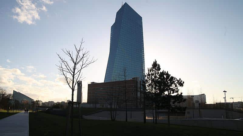Ampel-Finanzpolitiker begrüßen vorsichtige EZB-Zinserhöhungen