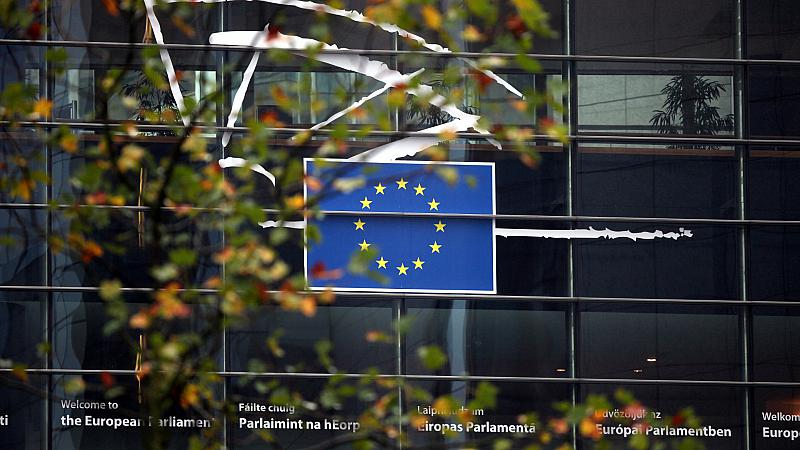 Streit um Lohnplus für EU-Angestellte