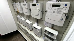 Regierung stoppt kurzfristige Kündigungen von Strom- und Gasfirmen
