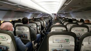 Luftverkehrswirtschaft gegen FFP2-Pflicht im Flugzeug
