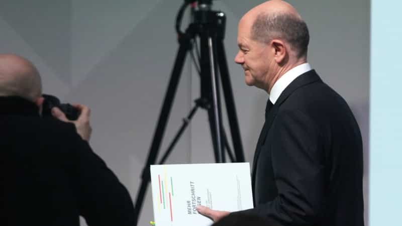 Forsa: SPD weiter vor Union – Zufriedenheit mit Scholz sinkt