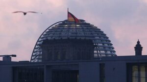 Kubicki erwartet keine Sommerpausen-Bundestagssitzung - Merz schon