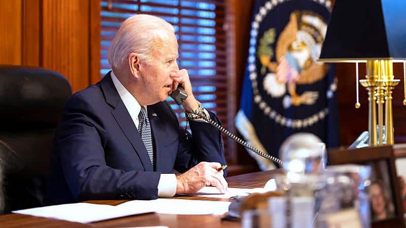 Biden und Putin drohen einander am Telefon