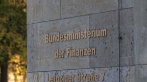 Bund hätte für 2023 eine Milliarde Euro Zinsen sparen können
