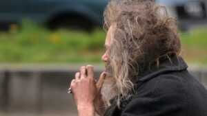 Sozialverband dringt auf bundesweite Hitzehilfe für Obdachlose