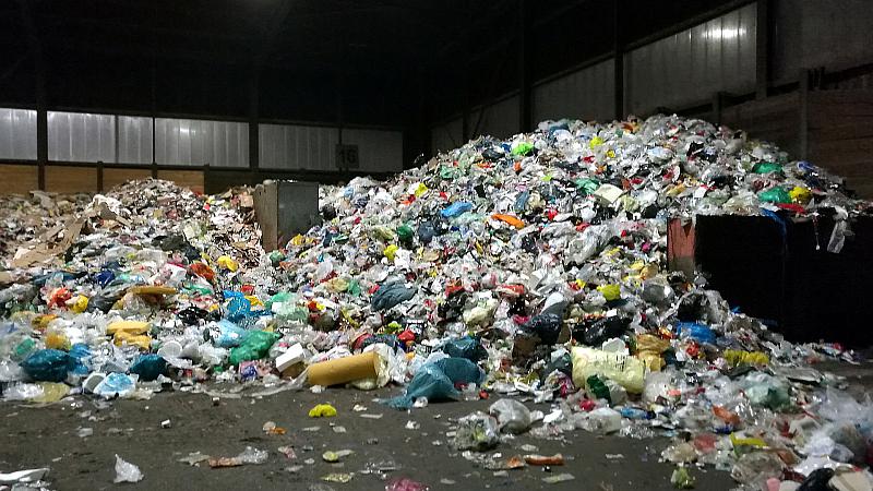 Umweltministerin will Exportverbot für Plastikmüll