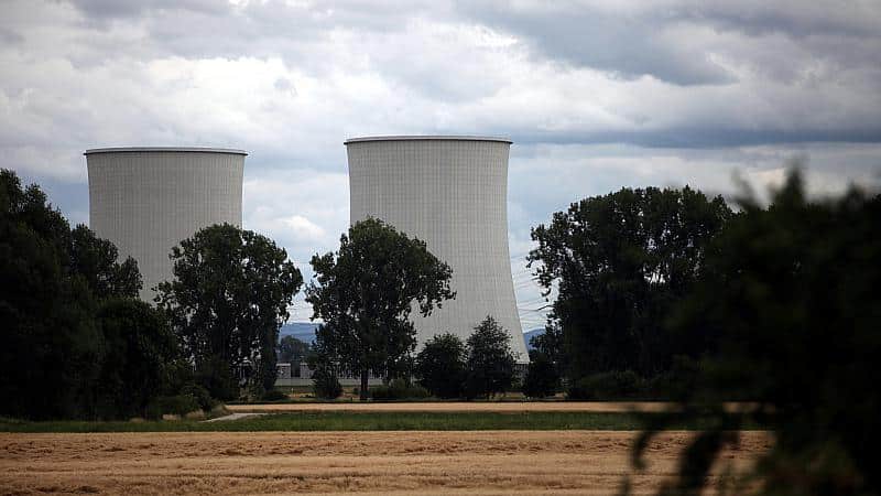 Baerbock will Grünen-Beschluss zu Atomkraftwerken durchsetzen