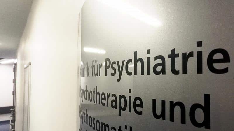 Mehr junge Menschen wegen psychischer Erkrankungen im Krankenhaus
