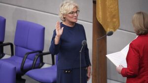 "Bild": Lambrecht will als Verteidigungsministerin zurücktreten