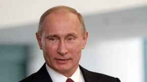 Baerbock: EU friert Vermögen von Putin und Lawrow ein