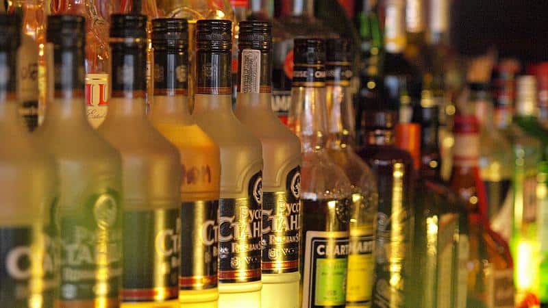 Grünen-Abgeordnete fordert strengere Regelung für Alkoholverkauf