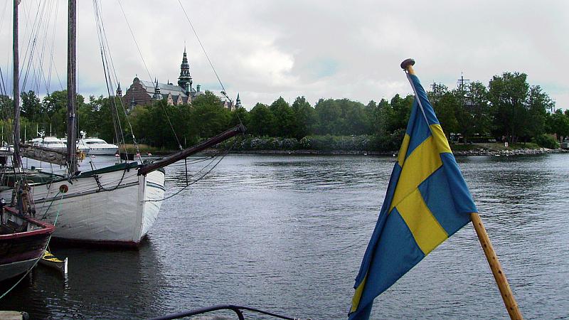 NATO beschließt Aufnahmeverfahren für Schweden und Finnland