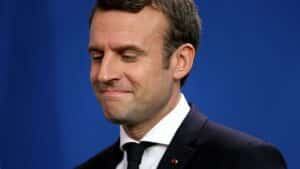Macron laut Prognose als französischer Präsident wiedergewählt