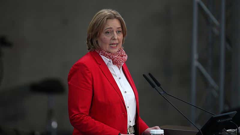 Bundestagspräsidentin will mehr Beteiligung durch Bürgerräte