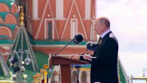 Putin wiederholt bei Militärparade bekannte Positionen
