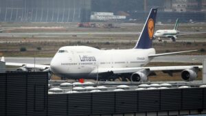Neue Streiks bei Lufthansa offen