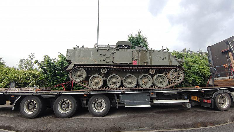 CDU-Außenpolitiker dringt auf Panzerlieferungen