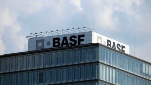 BASF warnt vor "Lagerbildung" in der Welt