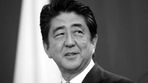 Japans Ex-Ministerpäsident Shinzo Abe nach Anschlag gestorben