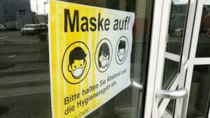 Brandenburgs Innenminister gegen verschärfte Maskenpflicht