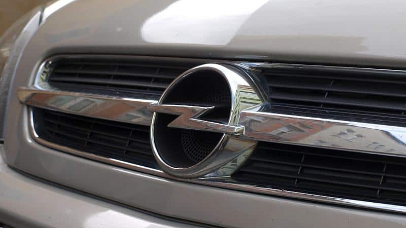 Stellantis lässt langfristige Zukunft von Opel-Werken offen