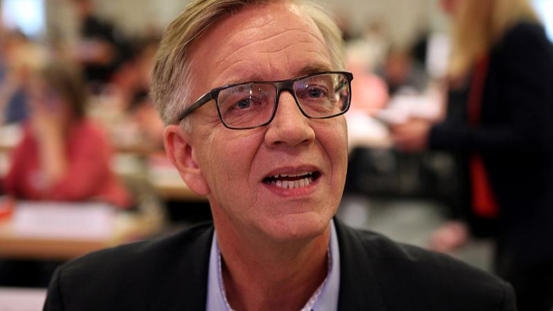 Linksfraktionschef Bartsch lehnt Rücktritt ab