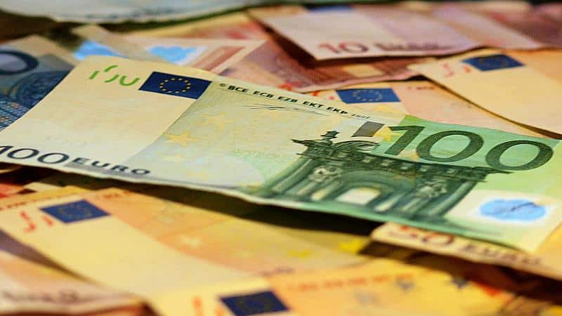 Bund friert Oligarchen-Vermögen in Höhe von 4,8 Milliarden Euro ein