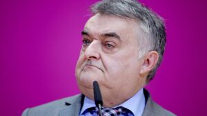 NRW-Innenminister warnt vor Laternen-Abschaltung