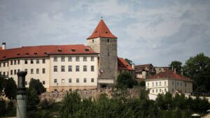 Europa-Gipfel beginnt in Prag - Scholz dämpft Erwartungen