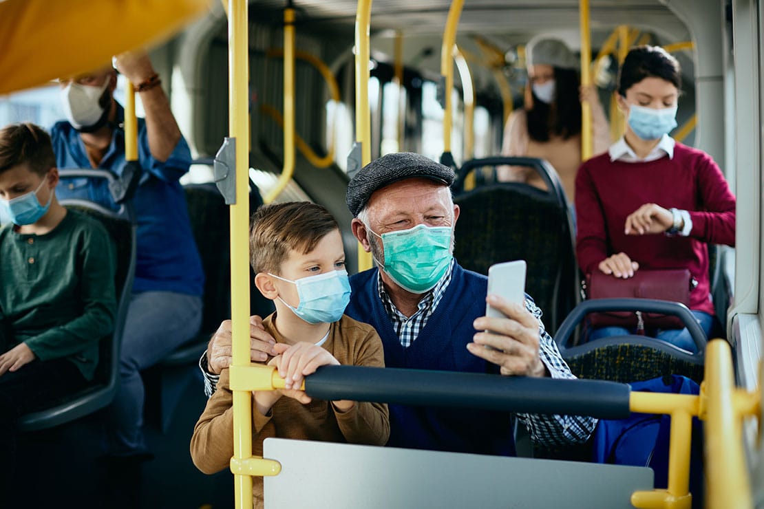 Streit um die Maskenpflicht in Bussen und Bahnen
