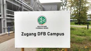 Berichte: Rudi Völler wird DFB-Sportdirektor