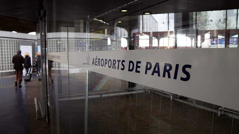 Frankreich verlangt negative Corona-Tests von Reisenden aus China
