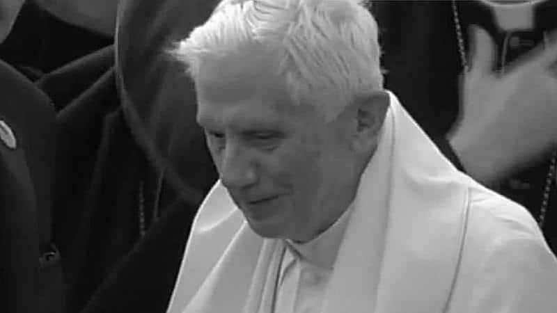 Früherer Papst Benedikt mit 95 Jahren gestorben