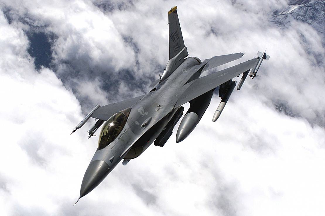 US-Luftwaffe wird ukrainische Piloten an F-16-Jets ausbilden