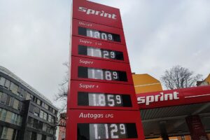 Benzinpreis stagniert - Diesel etwas günstiger