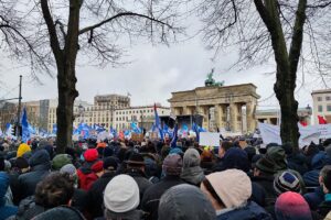 Linken-Vize kritisiert Wagenknecht nach Auftritt bei Demo