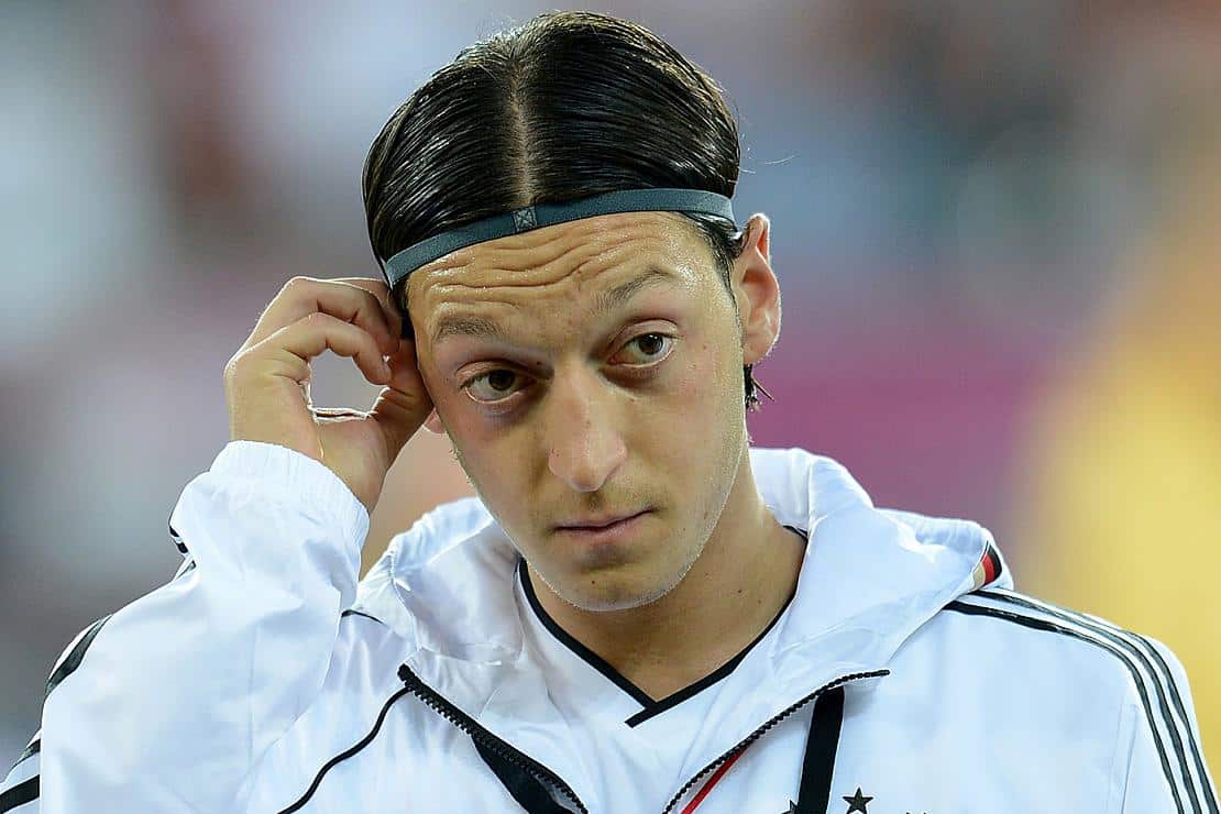 Grünen-Politiker will Özil höchste Sportauszeichnung aberkennen