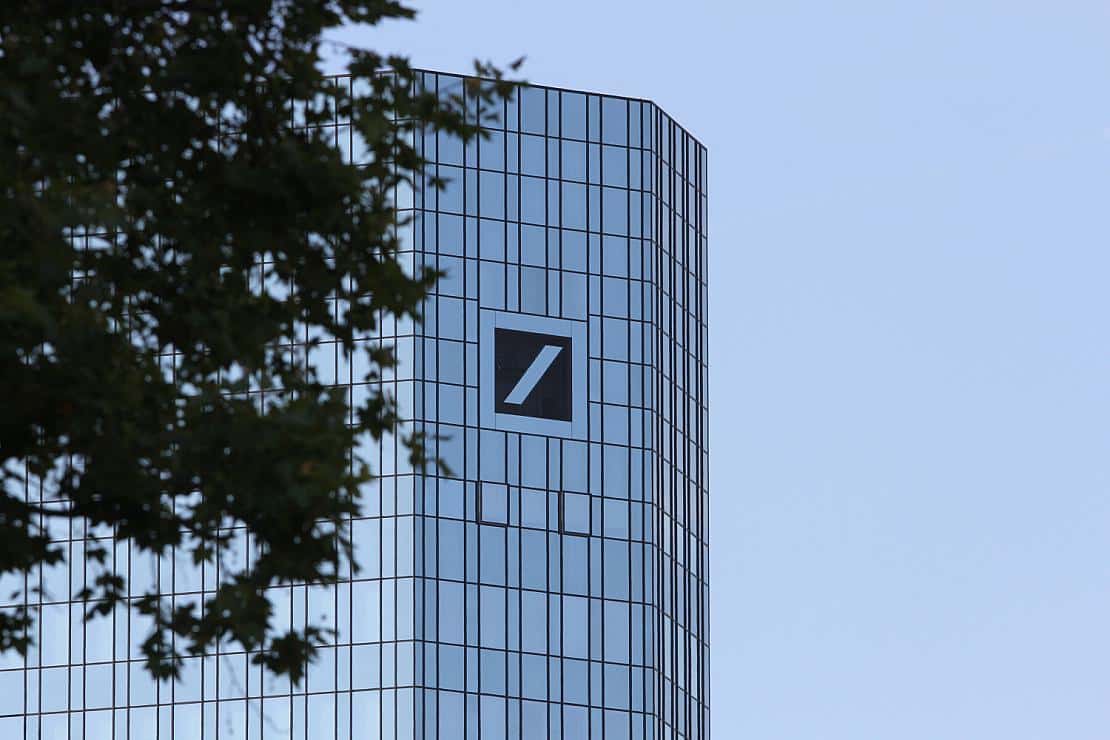 Investoren kritisieren Hauptversammlung der Deutschen Bank