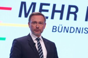 ZDF-Politbarometer: FDP sackt ab - Ampel weiter ohne Mehrheit