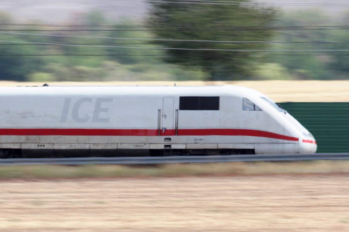 Bahn will Internetverbindung in Zügen verbessern – Tests bis 2024