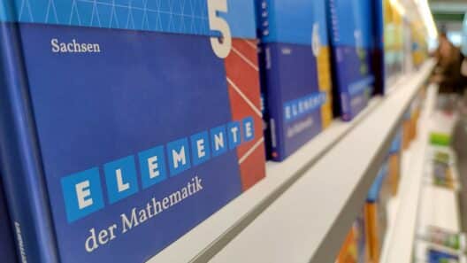 Kritik an nachträglicher Anhebung der Mathematik-Abiturnoten in MVP