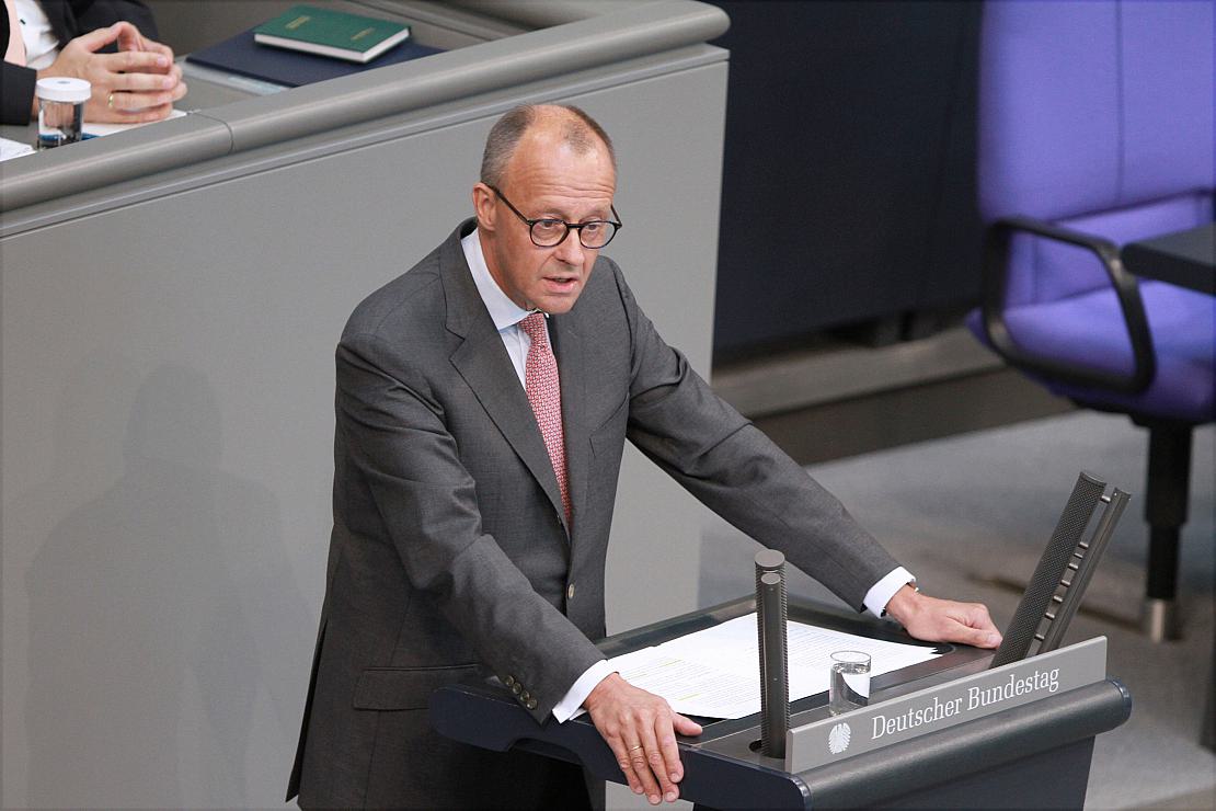 Merz will Fokus bei “Deutschland-Pakt” auf irreguläre Migration