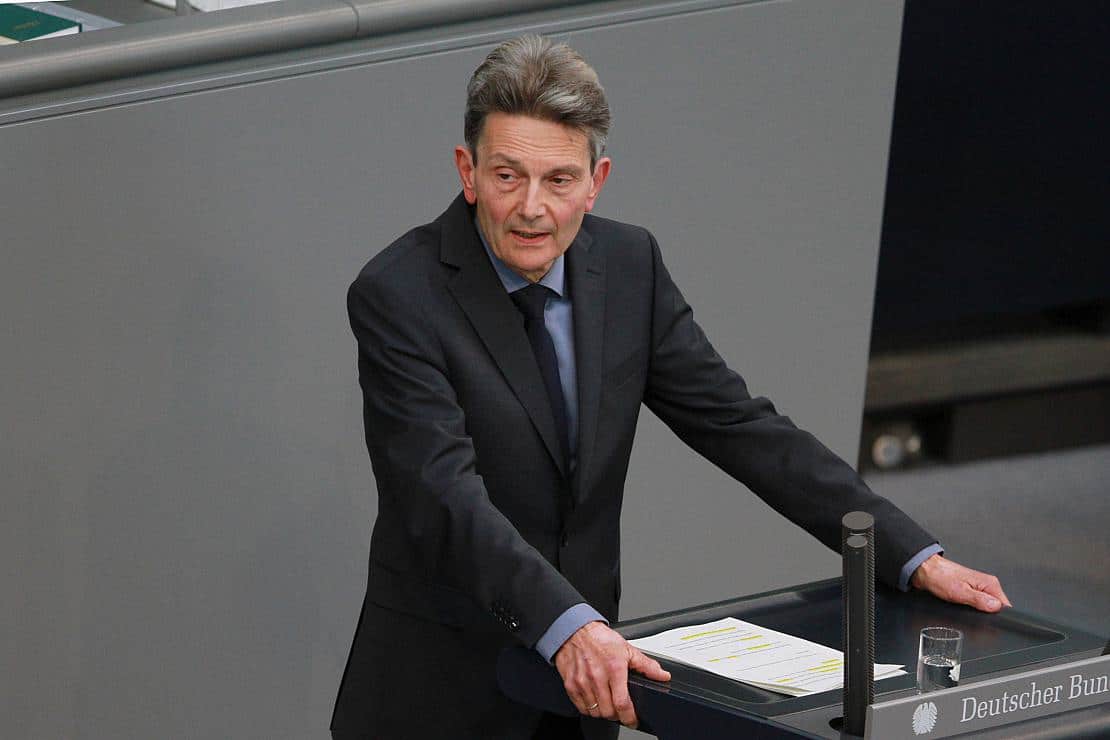Mützenich übt scharfe Kritik an polnischer Regierung