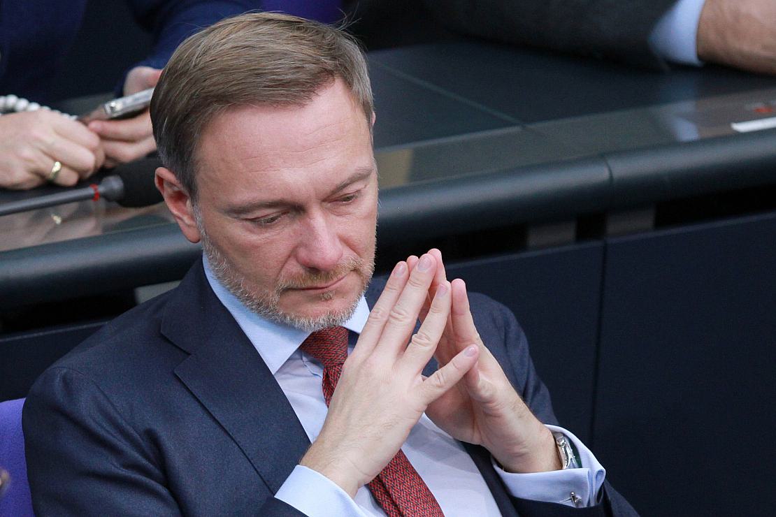 SPD und FDP streiten über Zeitplan für Bundeshaushalt 2024