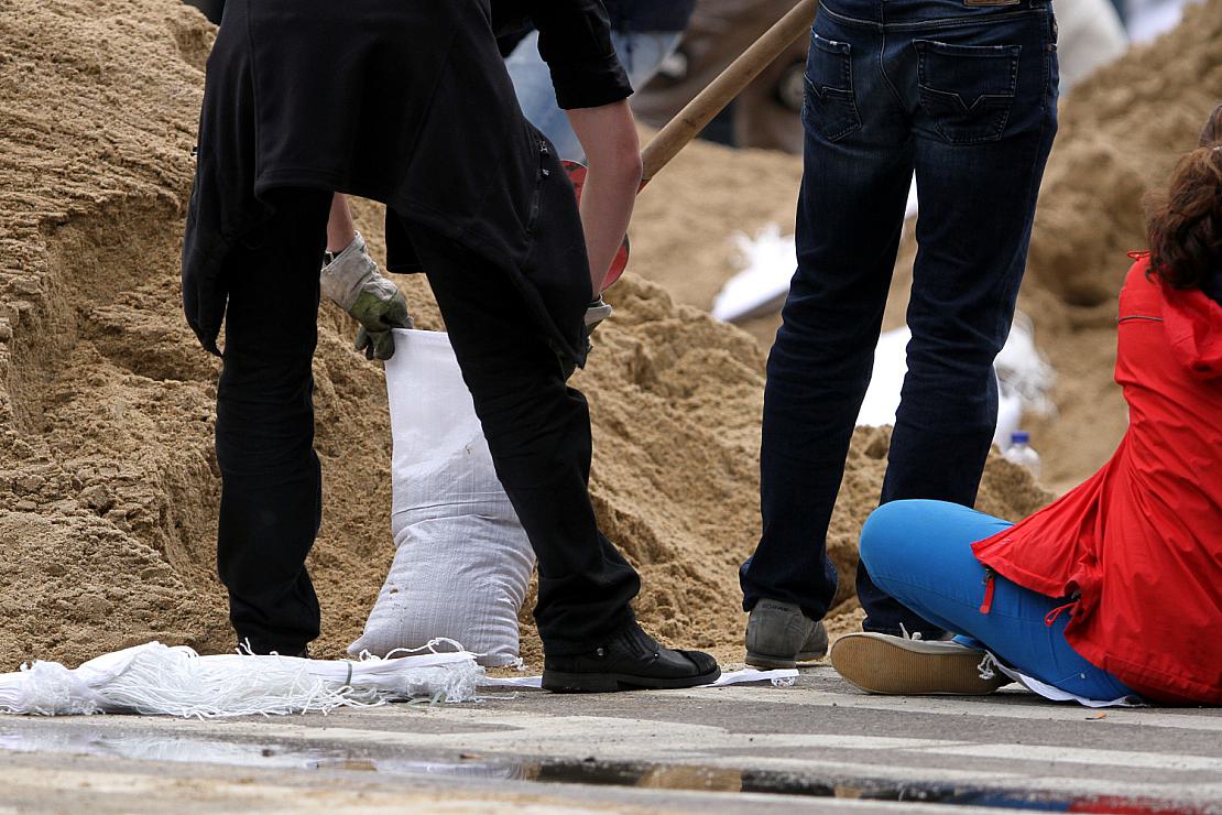 Goslar: Anwohner entwenden Sandsäcke