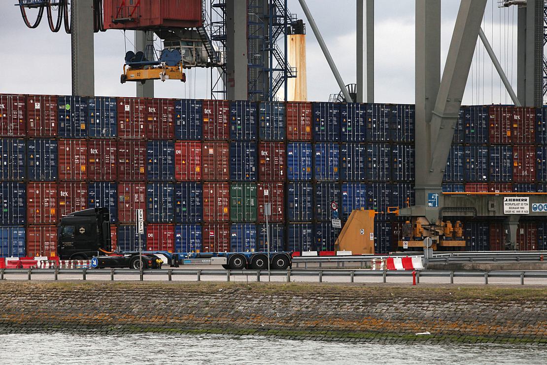 Containerumschlag zeigt Belebung in europäischen Häfen