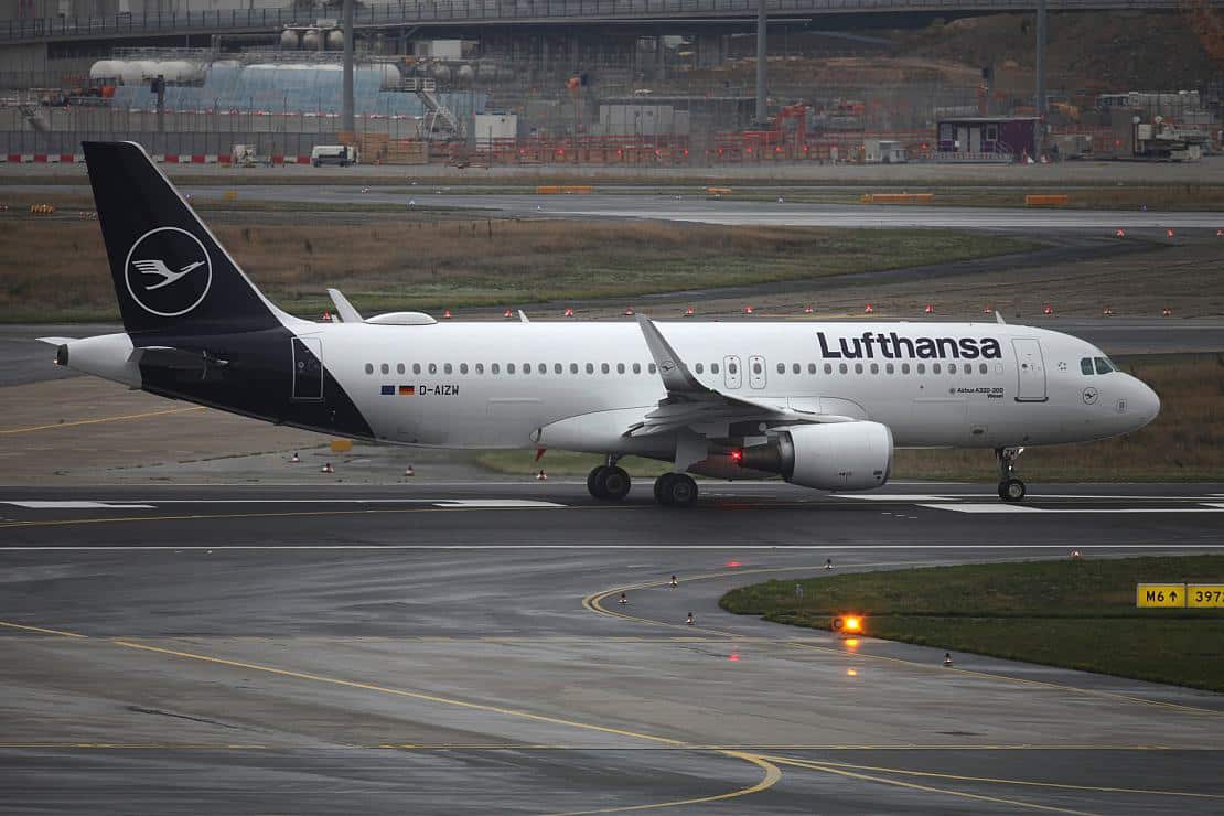Neue Streiks bei Lufthansa und Bahn angelaufen