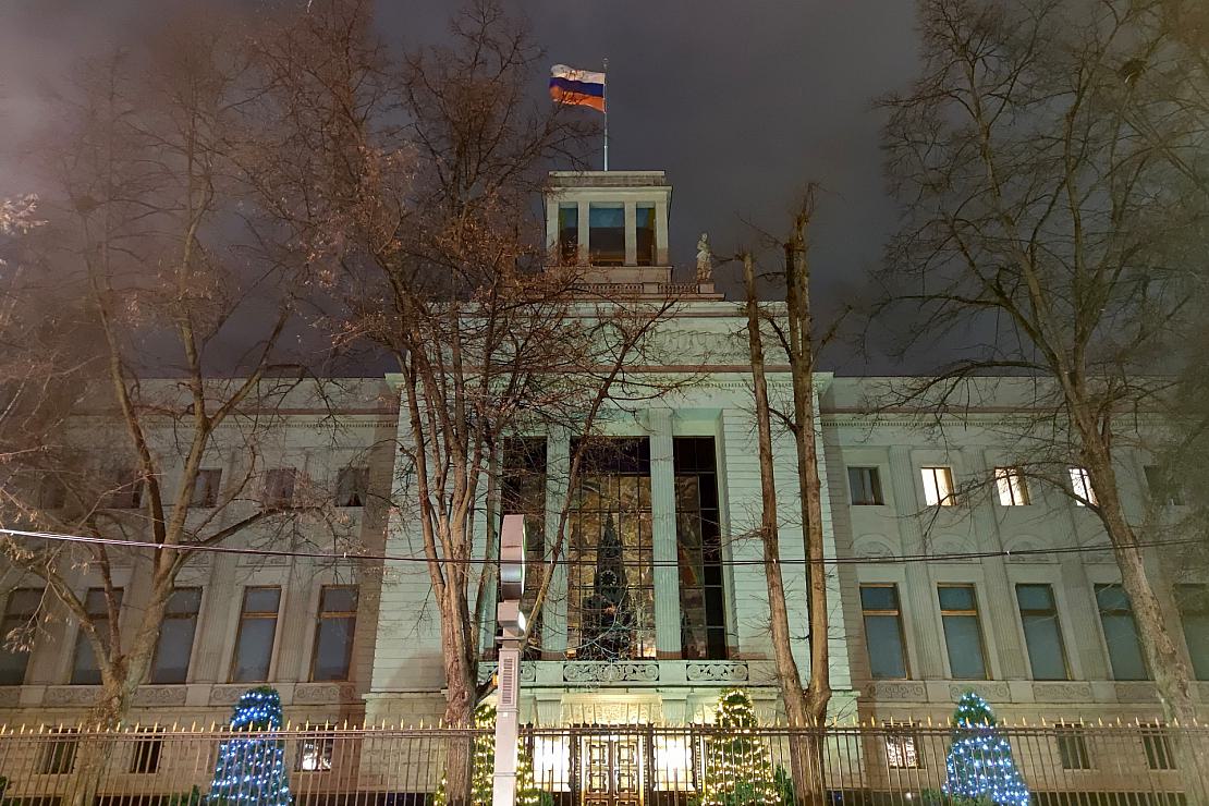 Karlsruhe will Projektion auf russischer Botschaft nicht erlauben
